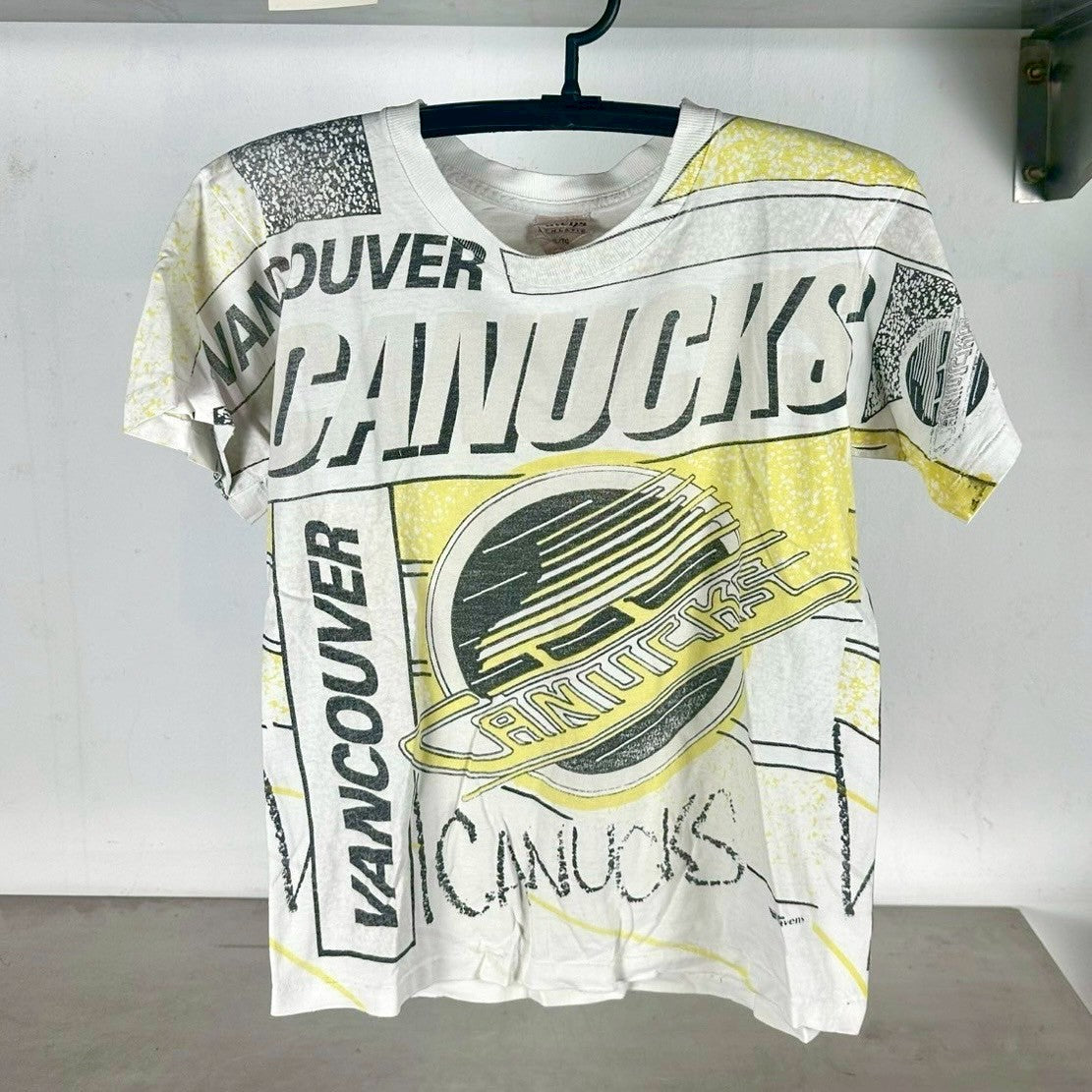 Vintage 90s Vancouver Canucks All Over Print NHL AOP T-shirt