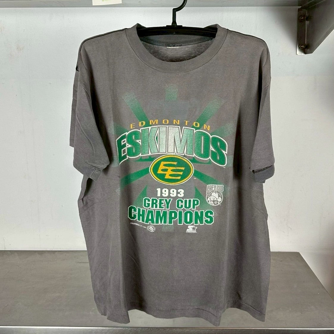 Vintage 1993 Edmonton Eskimos Grey Cup Champions CFL T-shirt
