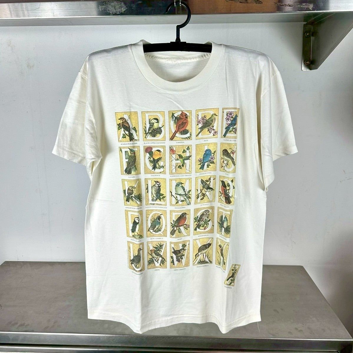Vintage 90s Alphabet Birds Flowers Artwork T-shirt