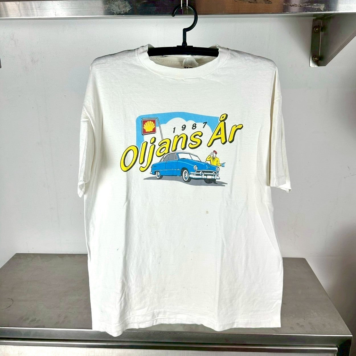 Vintage 1987 Oljans Ar Shell Artwork T-shirt