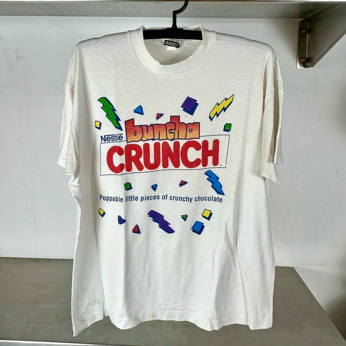 Vintage 90s Nestle Buncha Crunch Chocolate Promo T-shirt