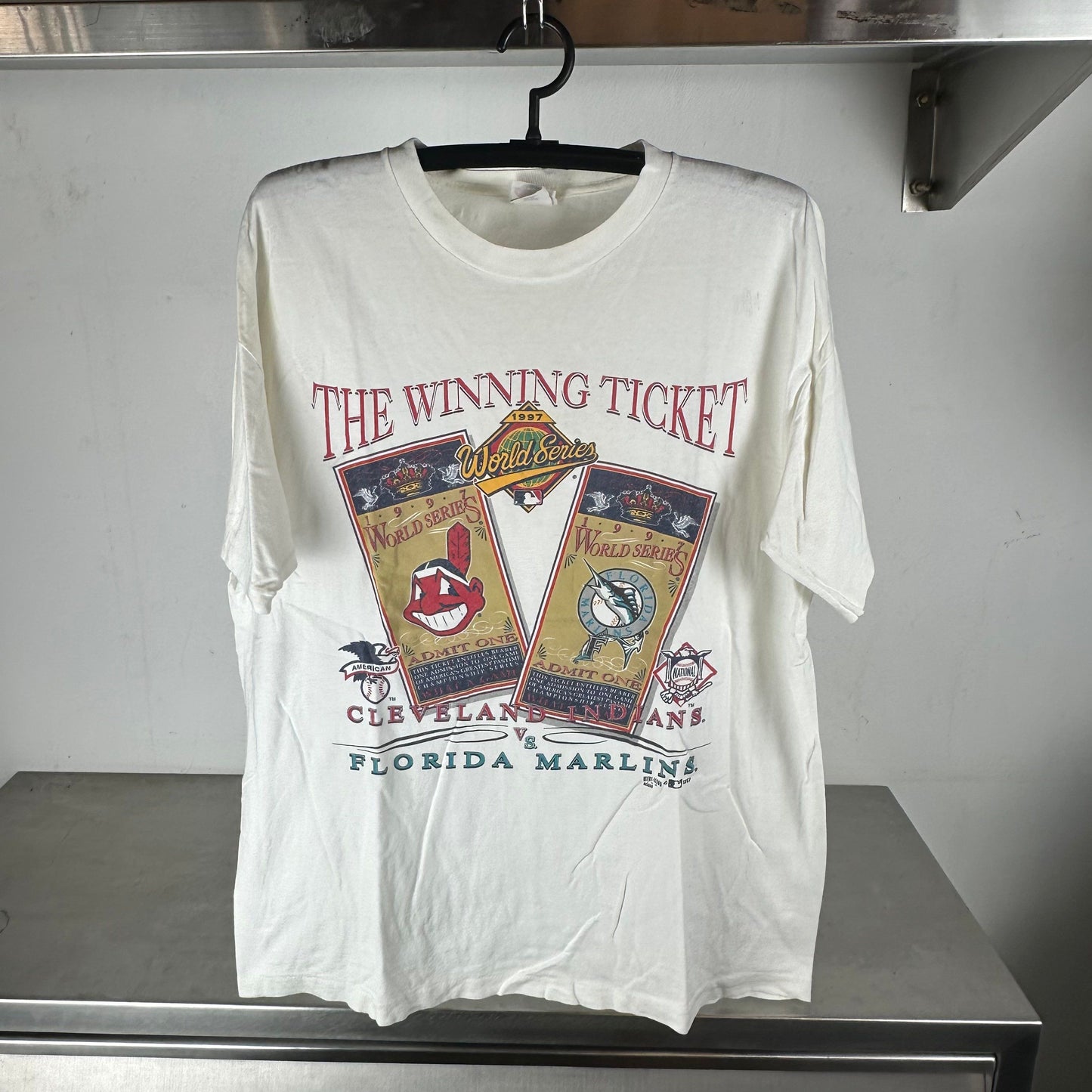Vintage 1997 MLB World Series Indians VS Marlins T-shirt