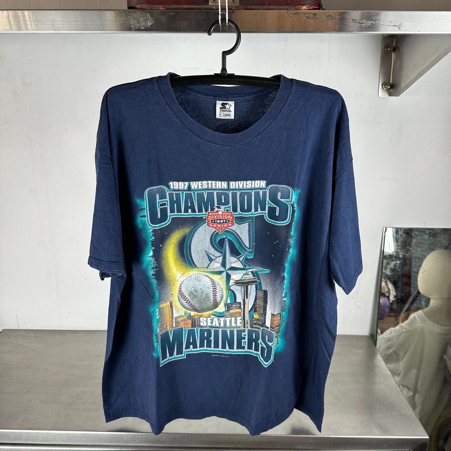 Vintage 1997 Seattle Mariners Division Champions MLB T-shirt
