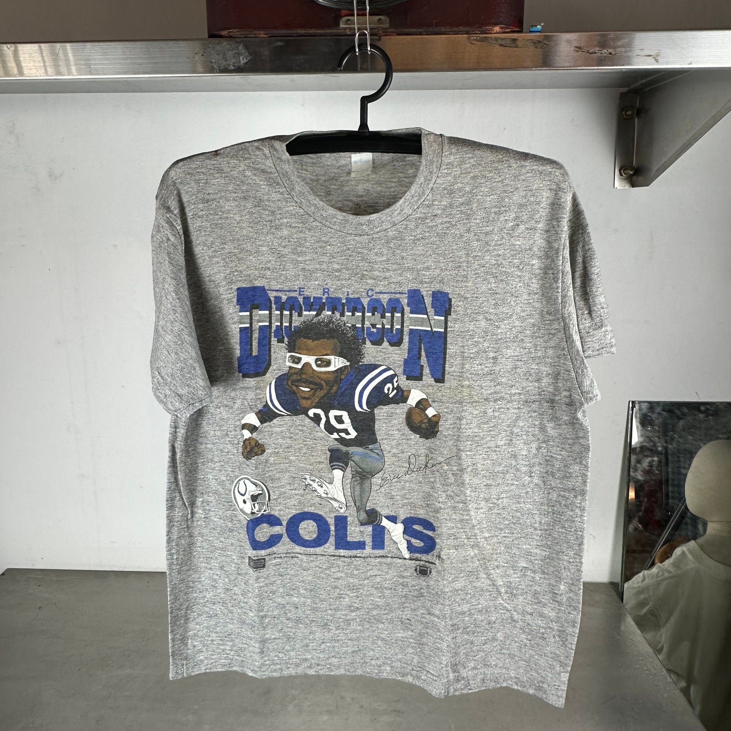 Vintage 987 Eric Dickerson Indianapolis Colts Caricature NFL T-shirt