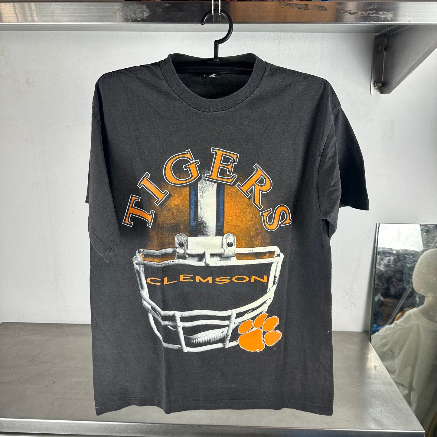 Vintage 90s Clemson Tigers Football NCAA Graphic Large T-Shirt