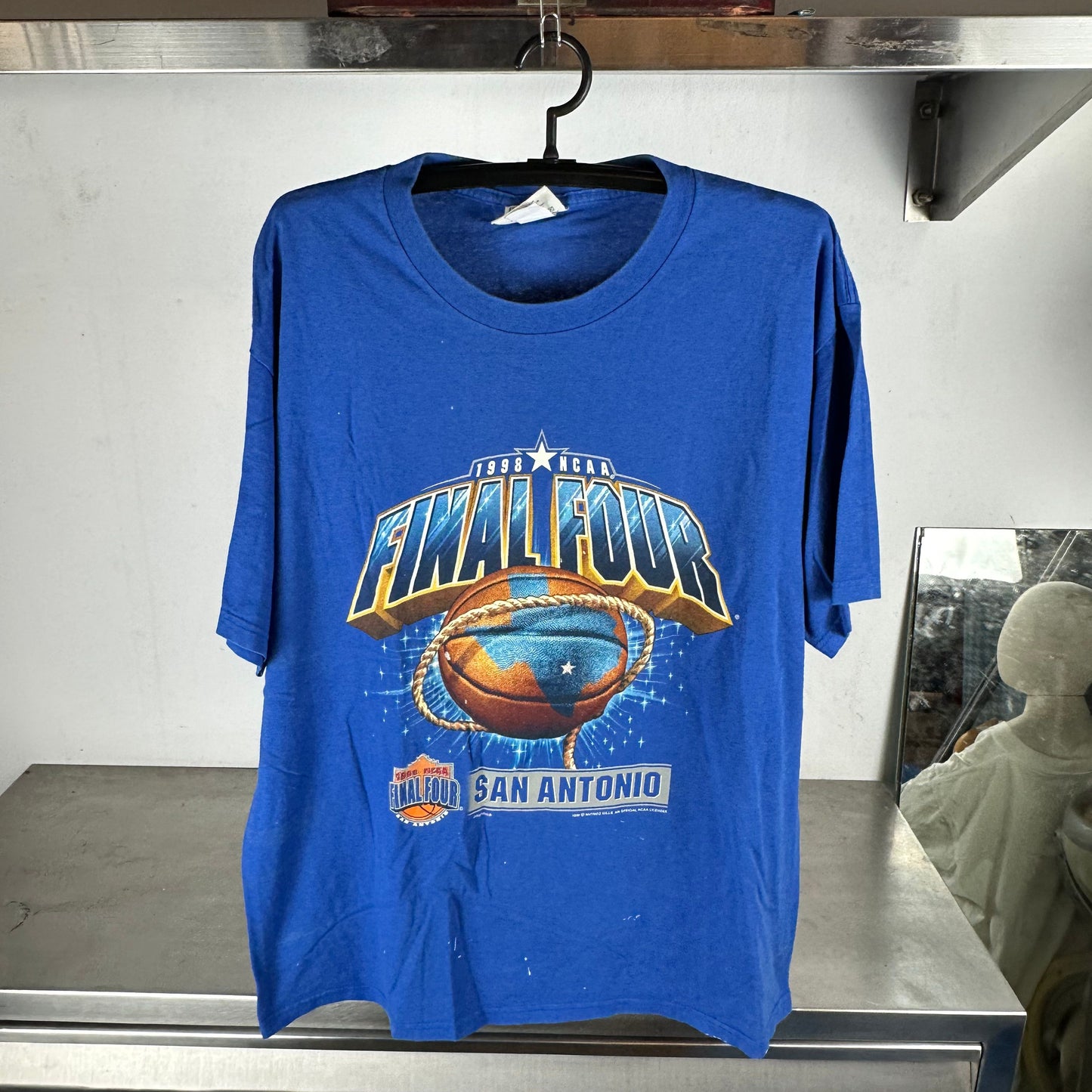 Vintage 1998 NCAA College Basketball Final Four Graphic XL T-Shirt