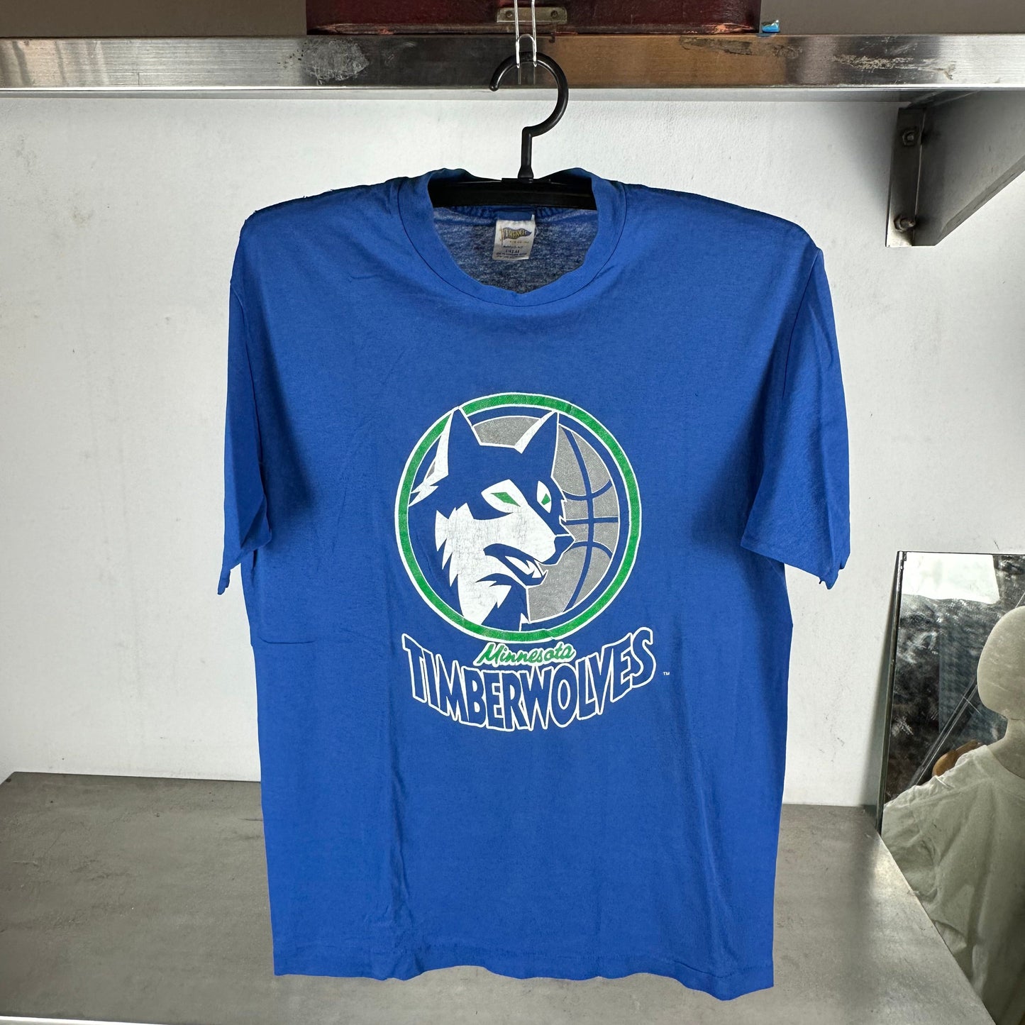 Vintage 80s/90s Minnesota Timberwolves Basketball NBA T-Shirt
