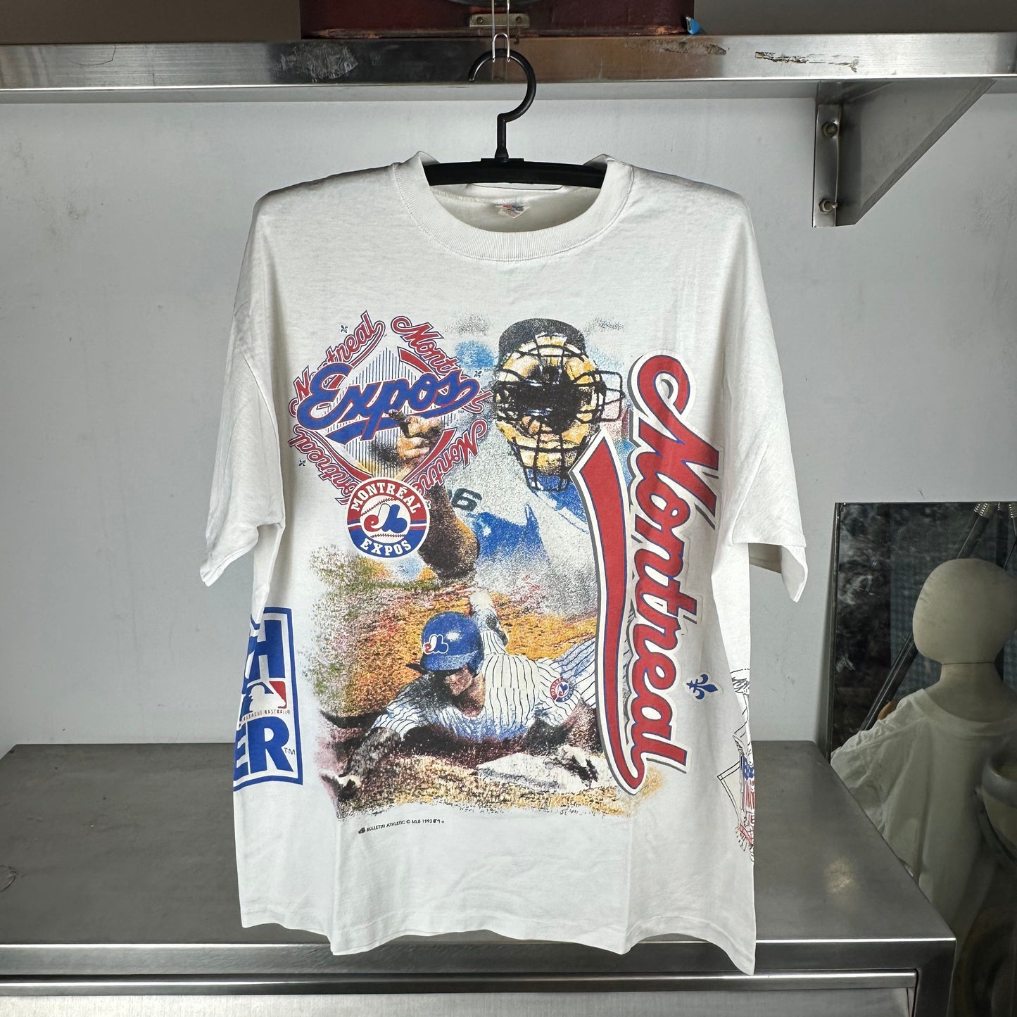 Vintage 1993 Montreal Expos MLB Bulletin Athletic AOP XL T-Shirt