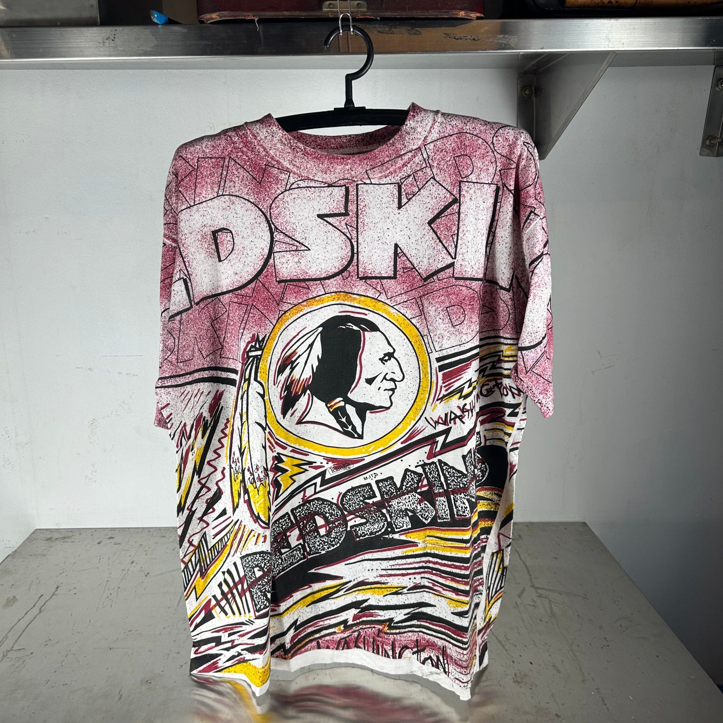 Vintage 90s Washington Redskins All Over Print NFL AOP XL T-shirt