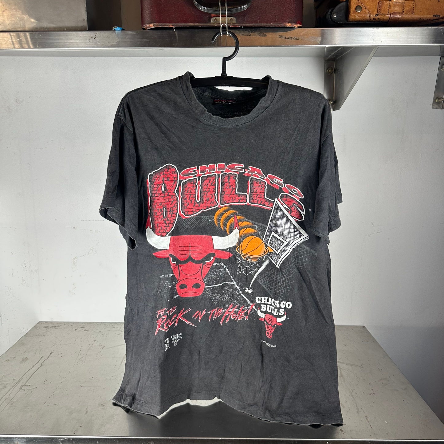 Vintage 90s Chicago Bulls Put The Rock In The Hole! NBA Graphic T-shirt