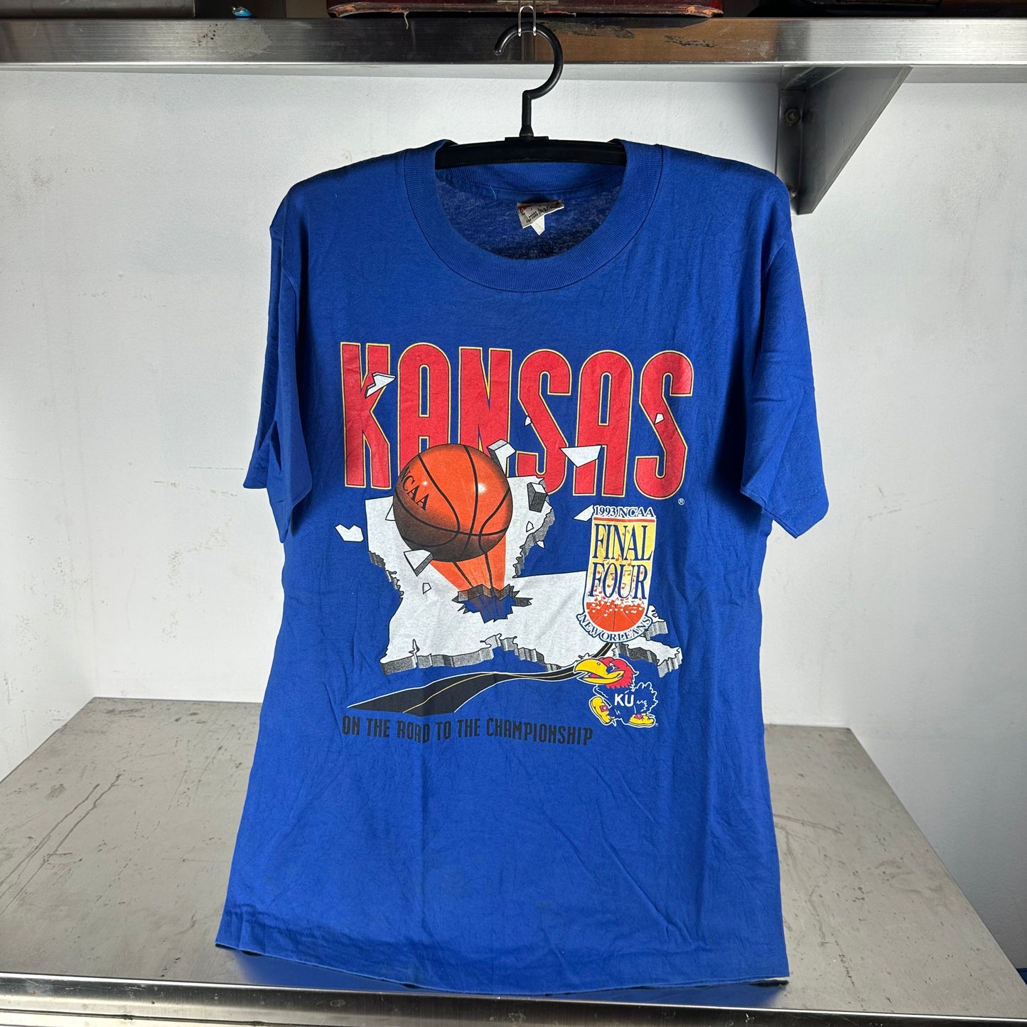 Vintage 1993 Kansas Jayhawks NCAA Basketball Final Four Graphic T-shirt