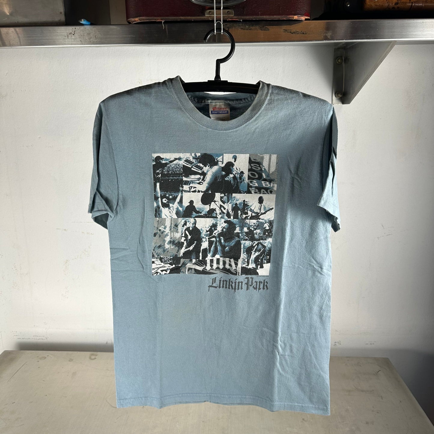 Vintage 2004 Linkin Park Rock Band Graphic T-shirt