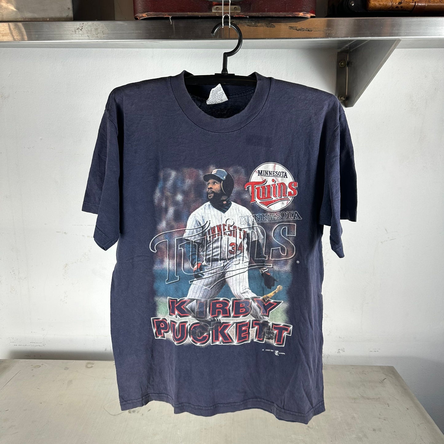 Vintage 1997 Kirby Puckett Minnesota Twins MLB Graphic T-shirt