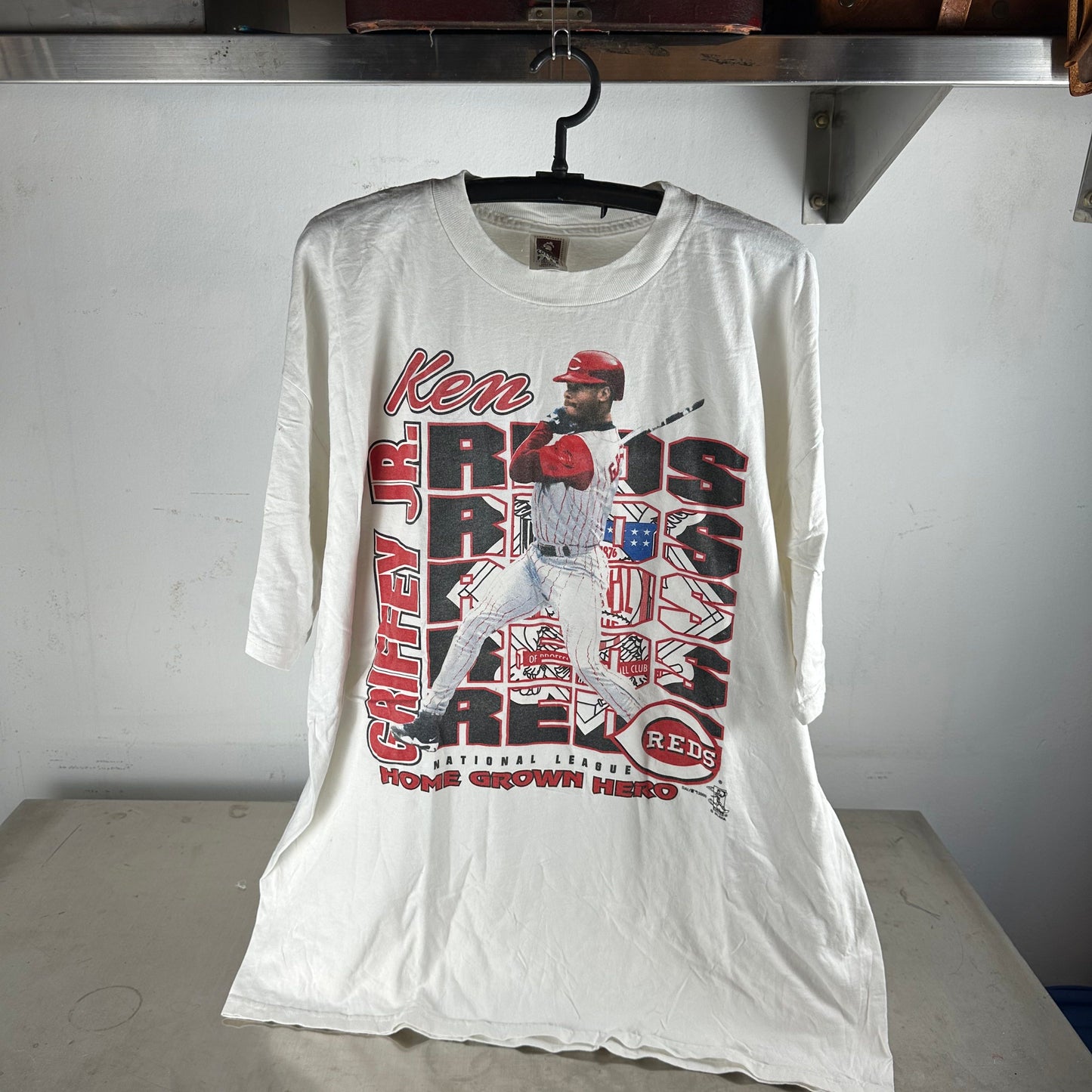 Vintage 2000 Ken Griffey Jr Cincinnati Reds Home Grown Hero MLB T-Shirt