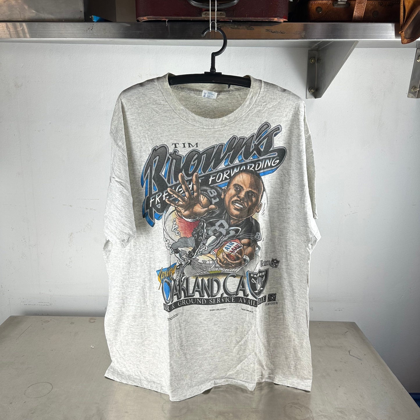 Vintage 1995 Tim Brown Raiders NFL Freight Forwarding Caricature T-Shirt