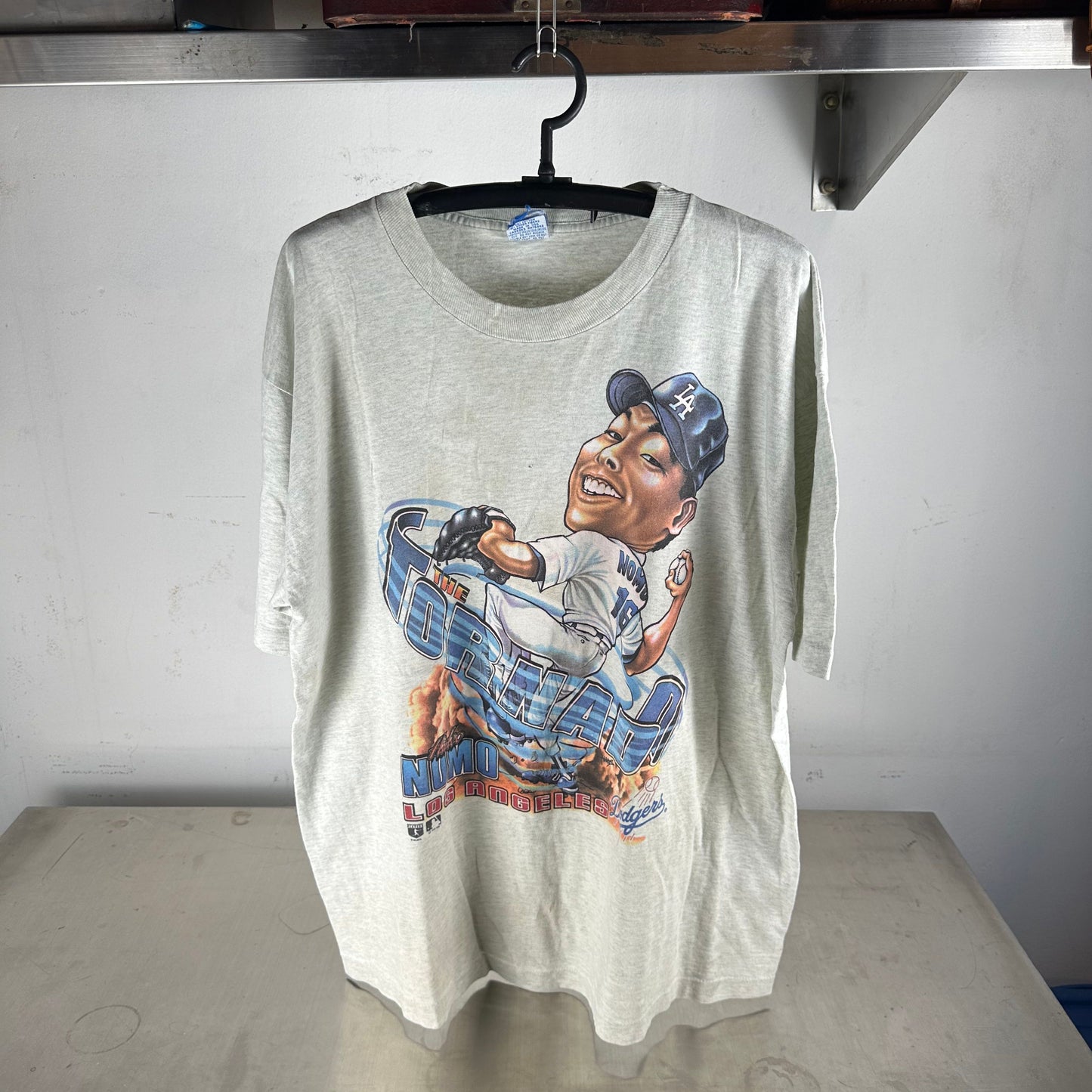 Vintage 1995 Hideo Nomo Los Angeles Dodgers MLB The Tornado Caricature T-Shirt