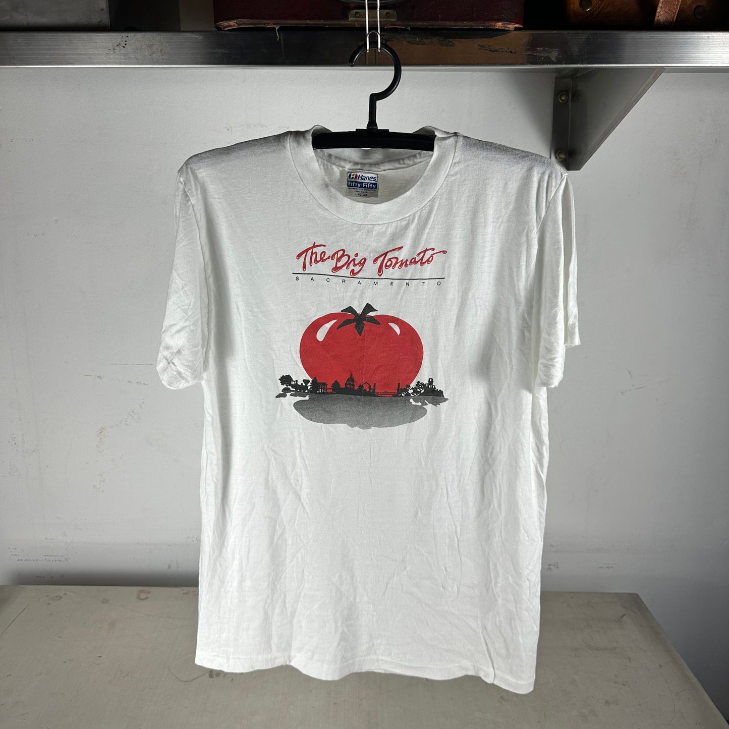 Vintage 80s Sacramento The Big Tomato Graphic T-Shirt