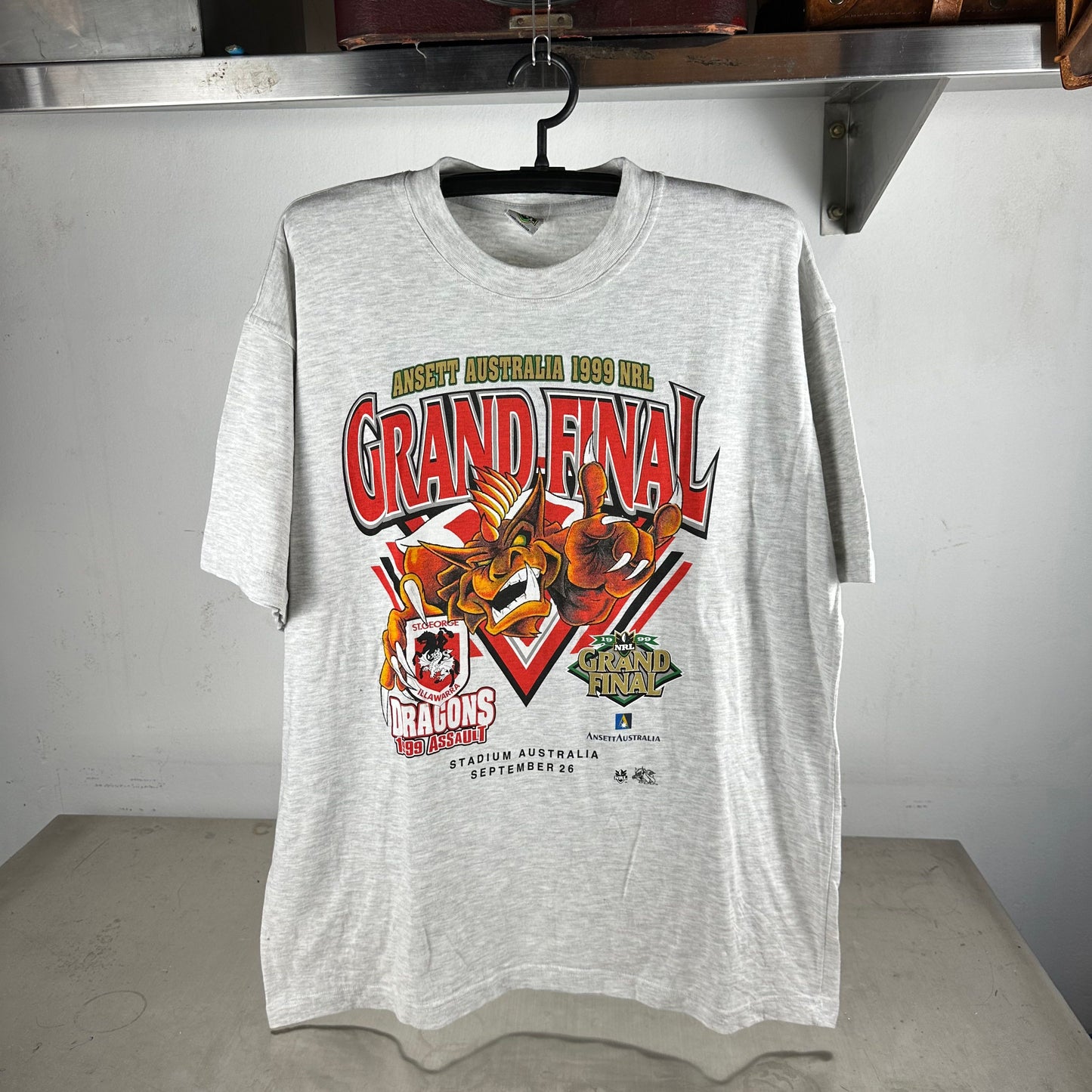 Vintage 1999 St. George Illawarra Dragons NRL Grand Final T-shirt