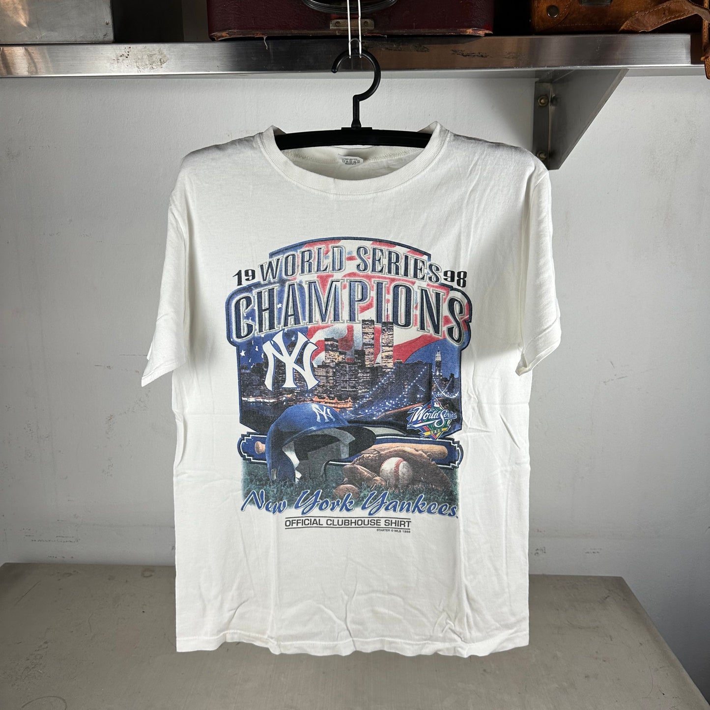 Vintage 1998 New York Yankees MLB World Champions Starter T-shirt