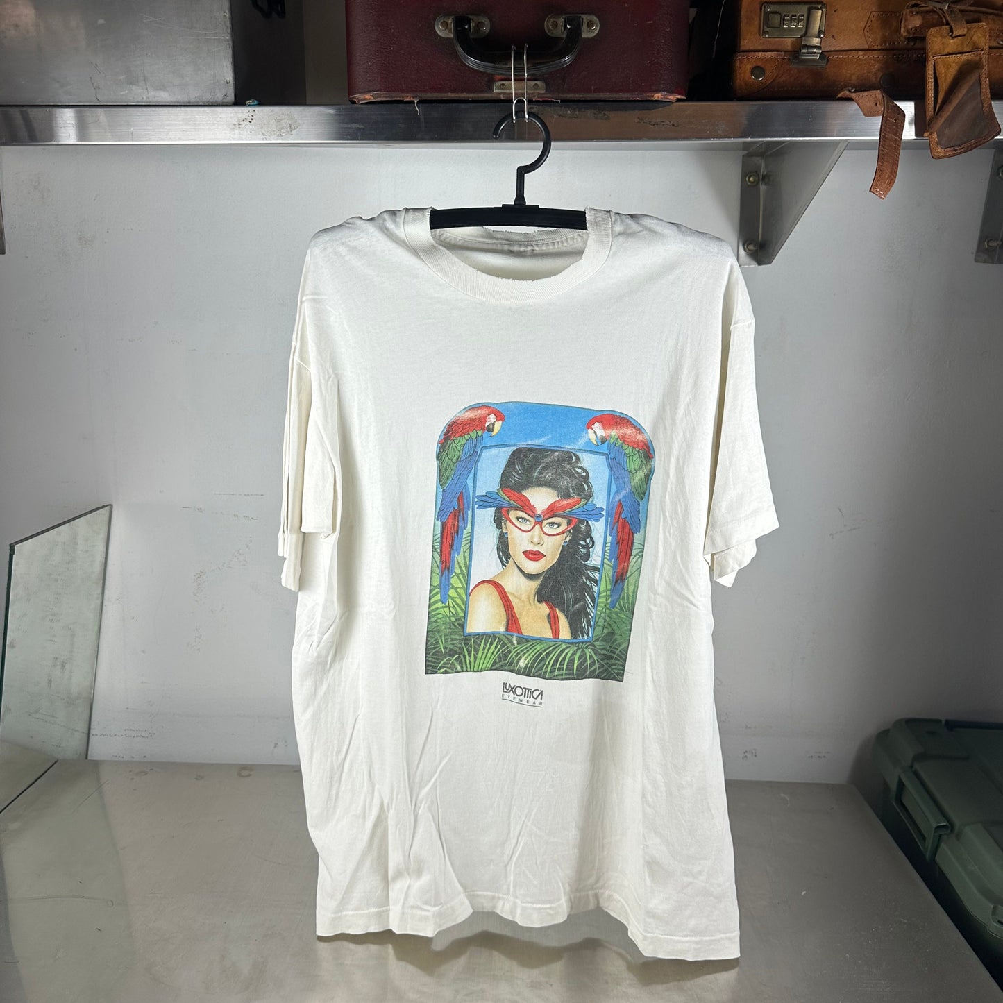 Vintage 90s Luxottica Eyewear Glasses Artwork Promo Single Stitch T-shirt