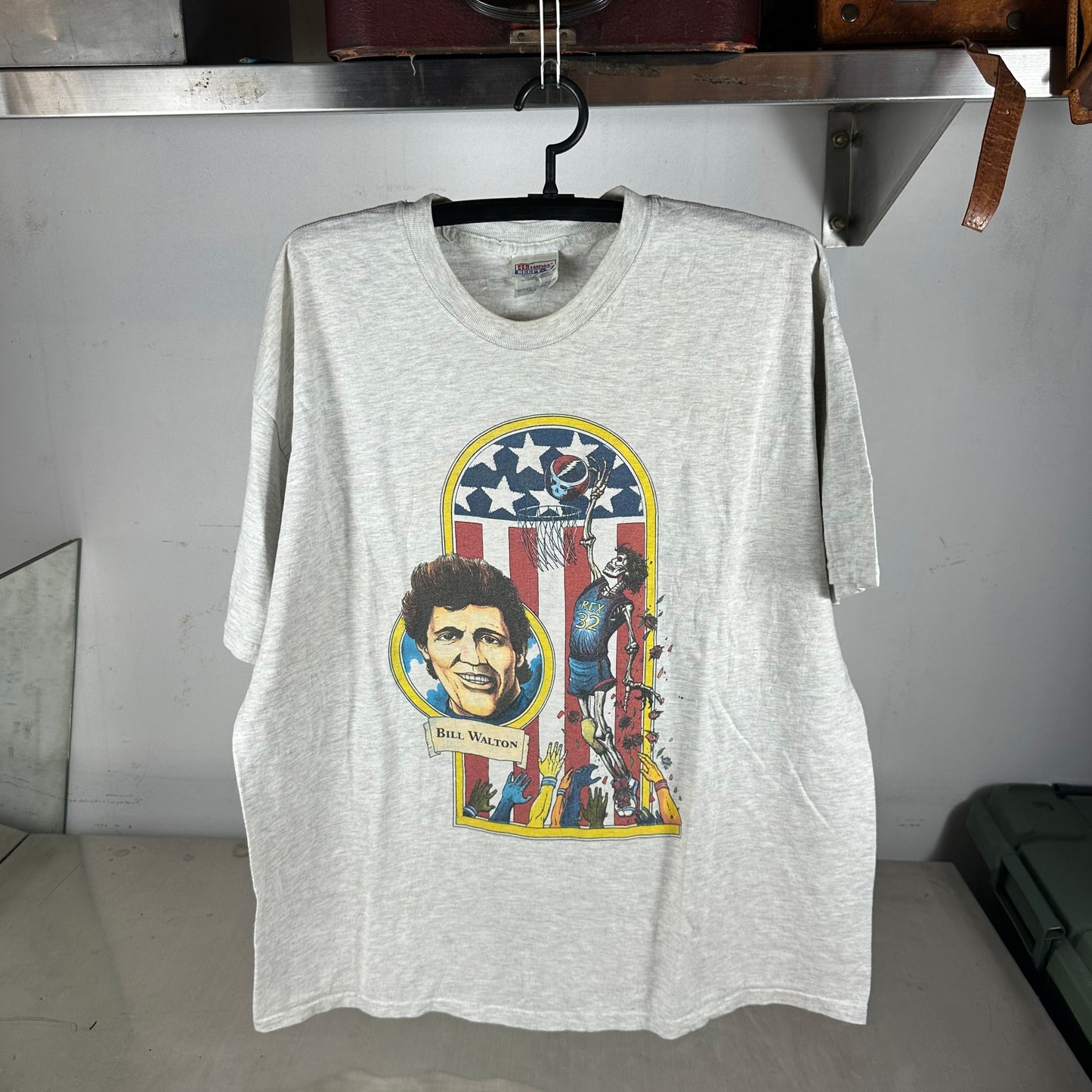 Vintage 90s Bill Walton The Grateful Dead Hall of Fame Basketball T-shirt