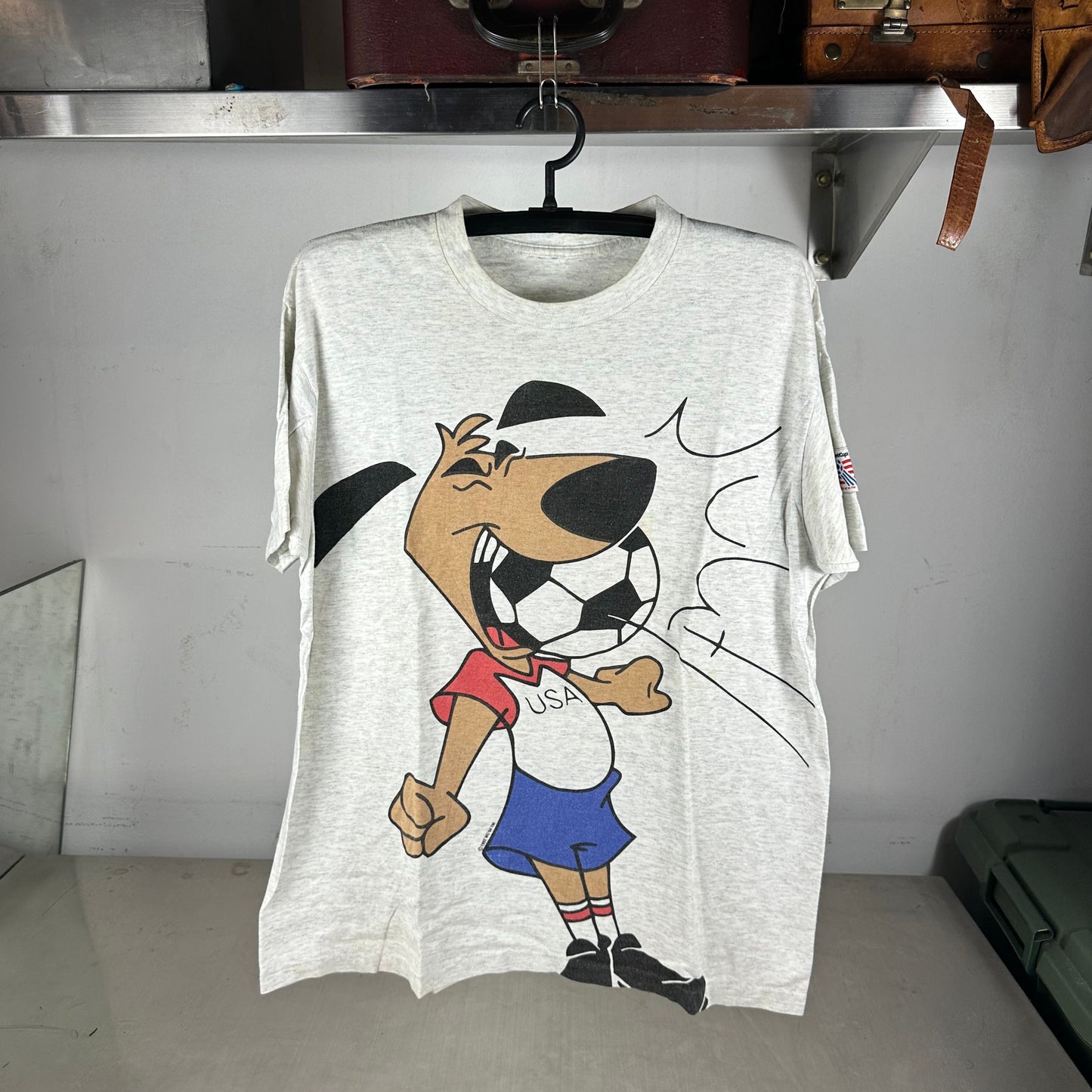 Vintage 1994 USA Soccer World Cup Dog Mascot Graphic Single Stitch T-shirt