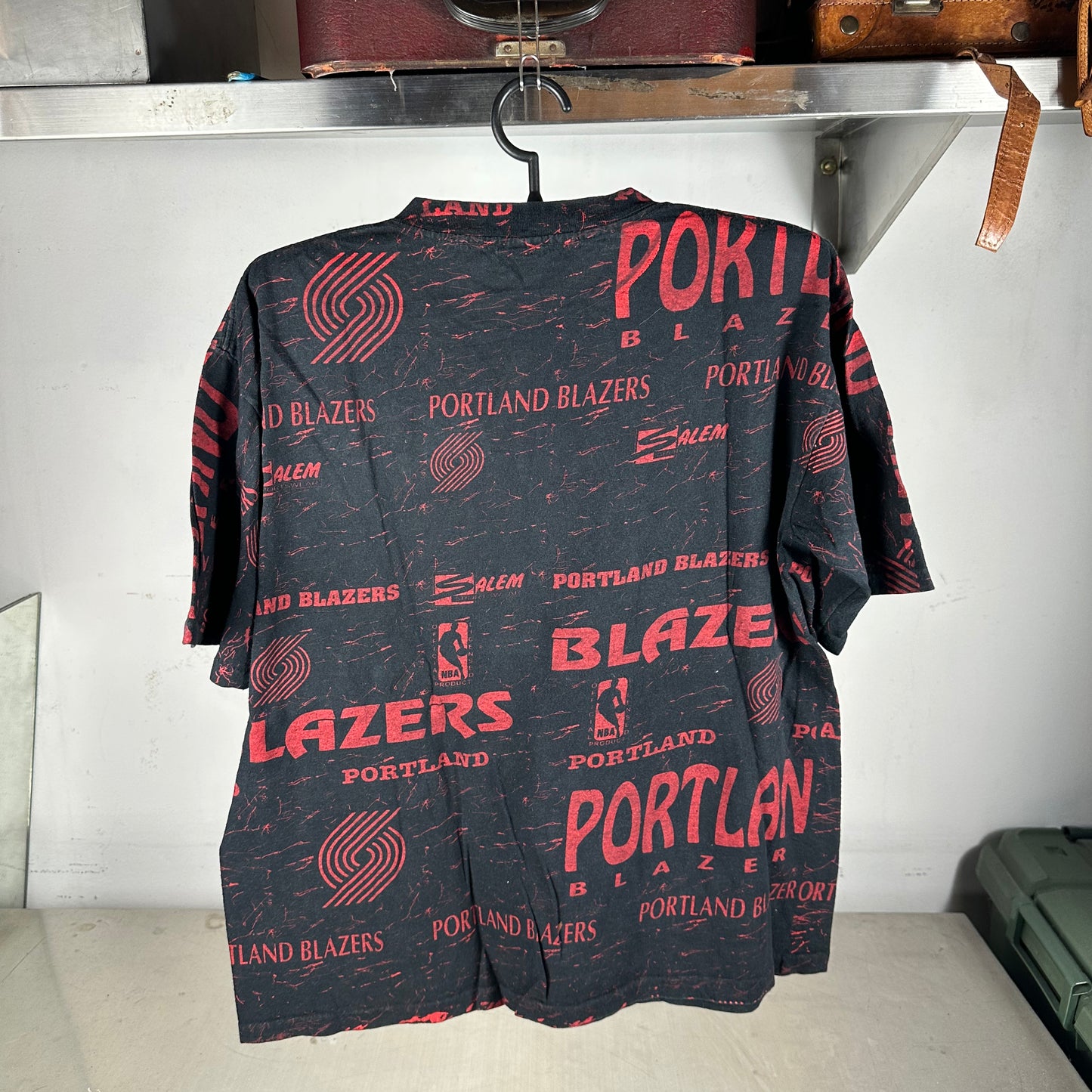 Vintage 90s Portland Trail Blazers Basketball NBA AOP Salem Sportswear T-Shirt