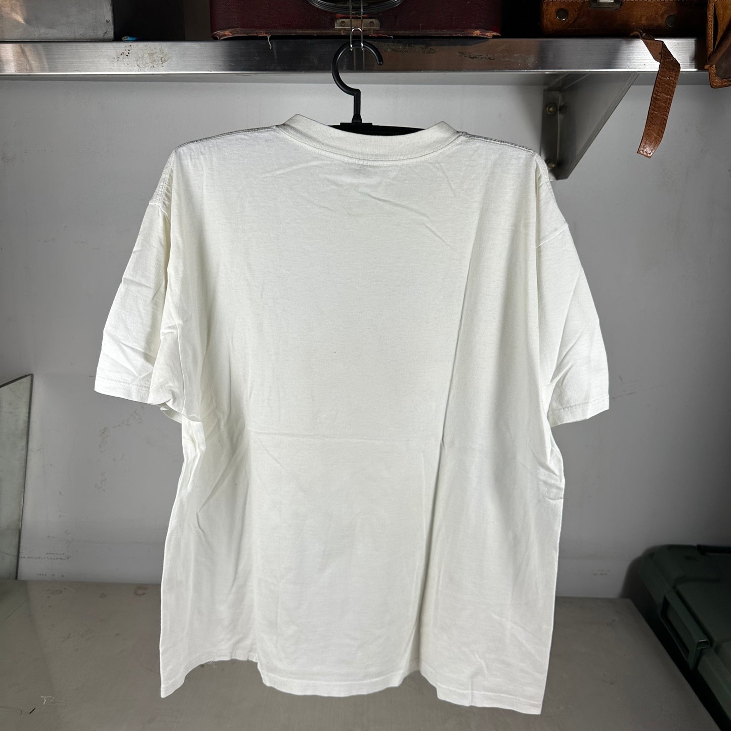 Vintage 90s Vancouver Canucks Hockey NHL Graphic T-Shirt