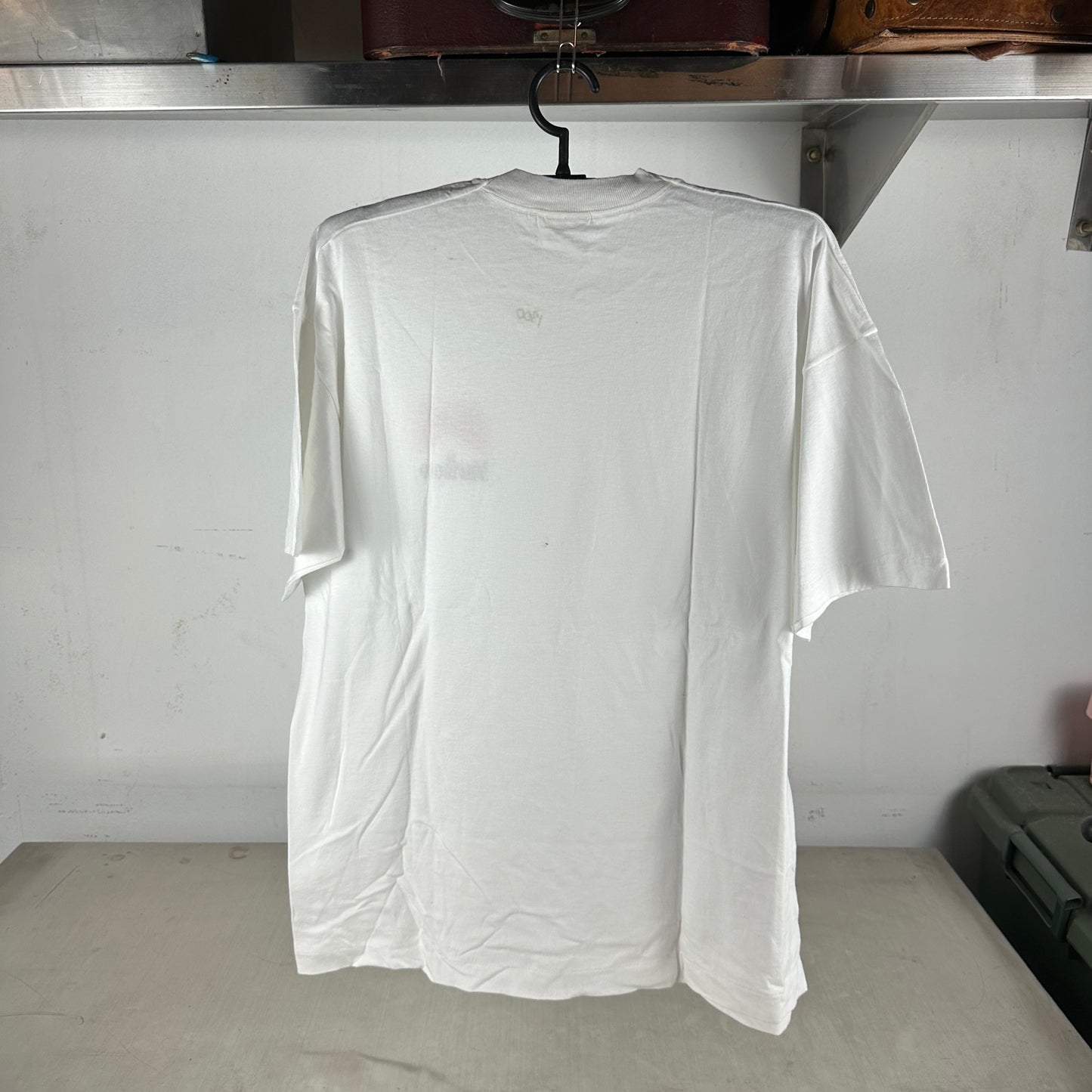 Vintage 90s Marlboro Cigarettes Logo Graphic Promo Single Stitch T-shirt