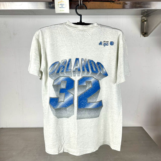Vintage 90s Orlando Magic #32 Shaquille O'Neal NBA Medium single stitch T-shirt