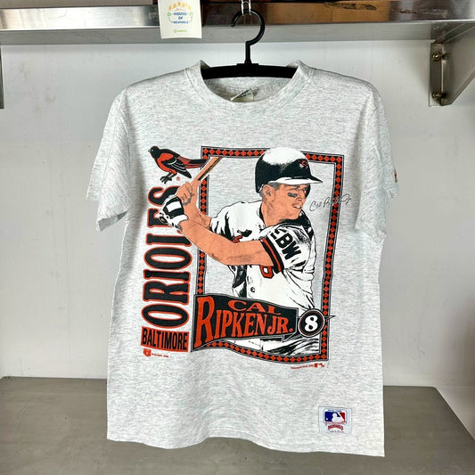 Vintage 1992 Cal Ripken JR Baltimore Orioles MLB Nutmeg Large single stitch T-shirt