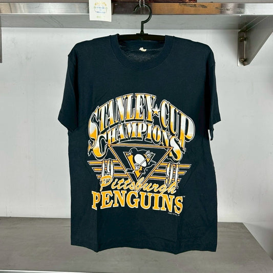 Vintage 1991 Pittsburgh Penguins Stanley Cup Champions NHL Large single stitch T-shirt