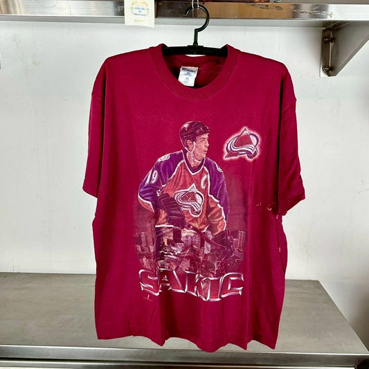 Vintage 90s Joe Sakic Colorado Avalanche NHL Pro Player XL single stitch T-shirt