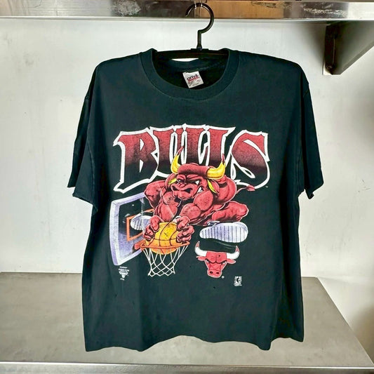 Vintage 90s Chicago Bulls Mascot Graphic NBA T-shirt