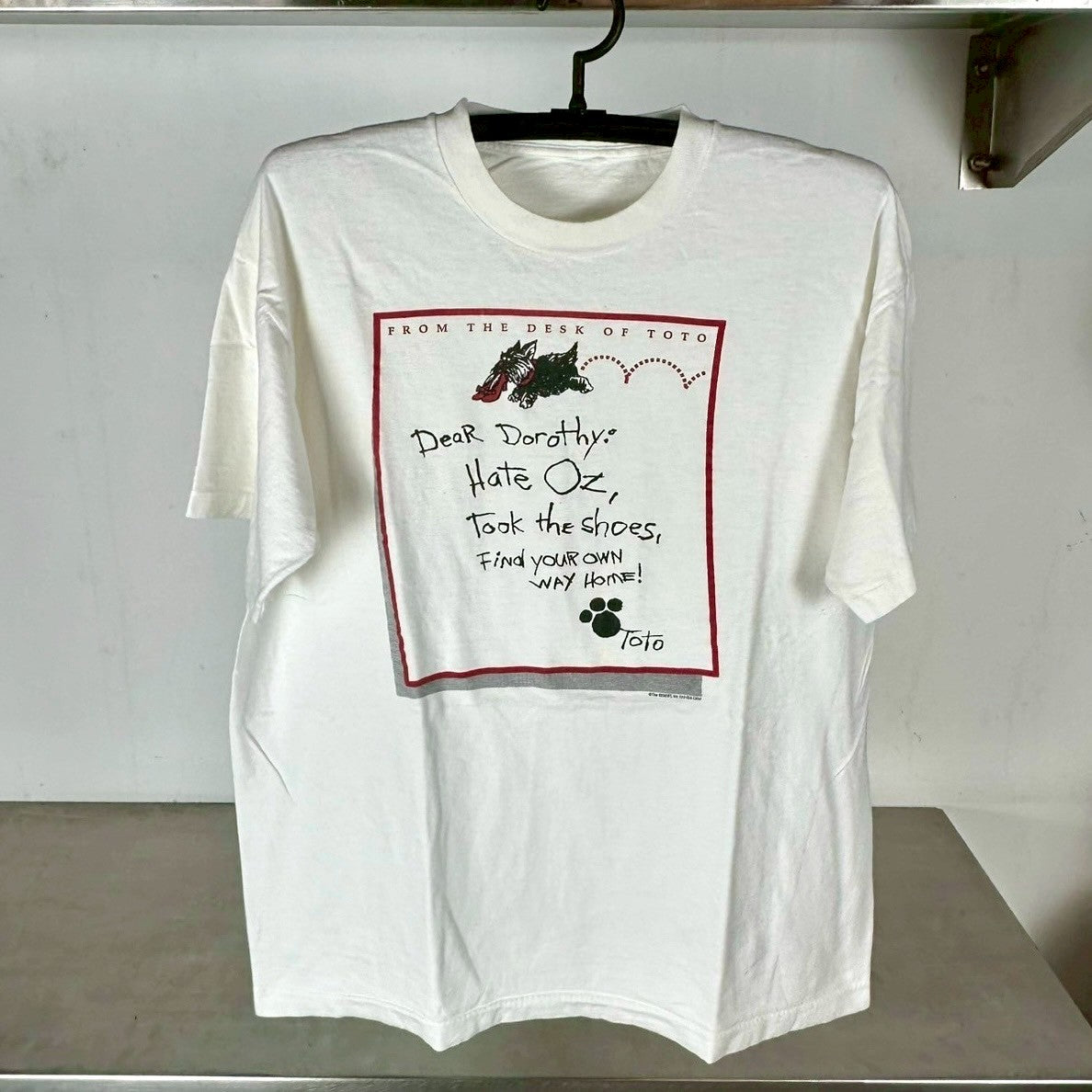 Vintage 90s Toto Letter Wizard of Oz T-shirt