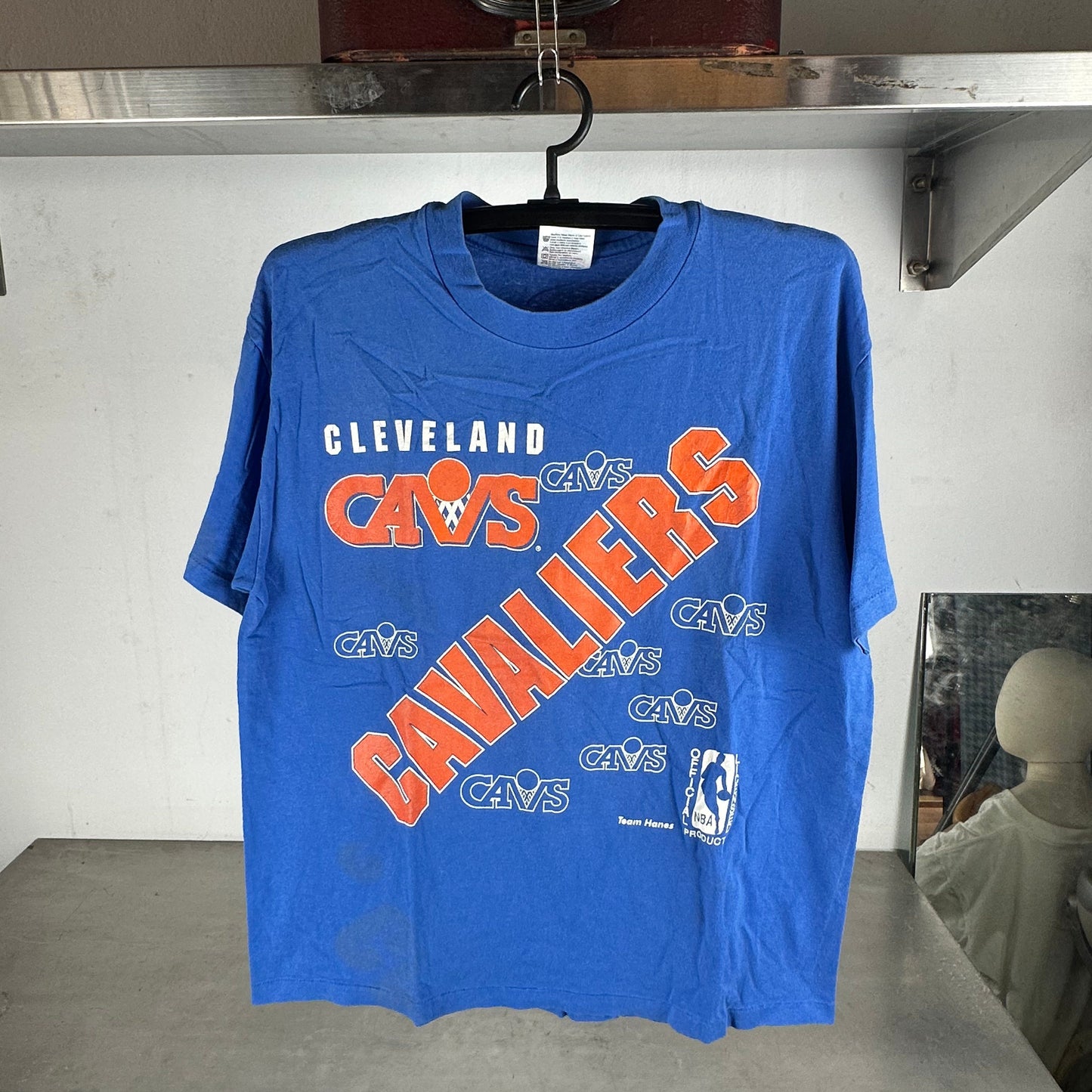 Vintage 90s Cleveland Cavaliers Basketball NBA T-shirt