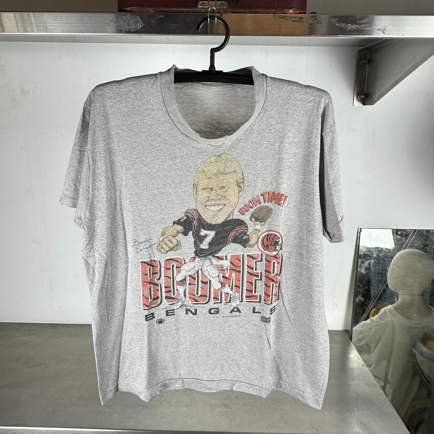 Vintage 80s Boomer Esiason Cincinnati Bengals NFL Caricature T-Shirt