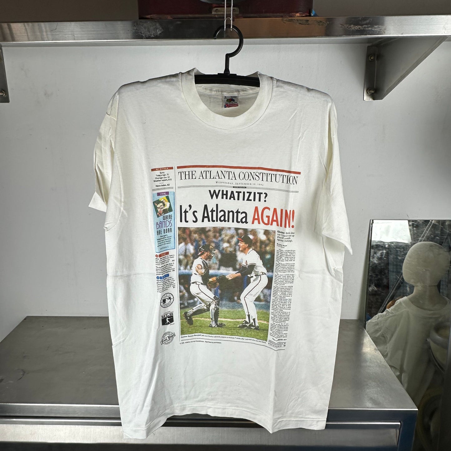 Vintage 1992 Atlanta Braves It's Atlanta Again! MLB Newspaper T-Shirt