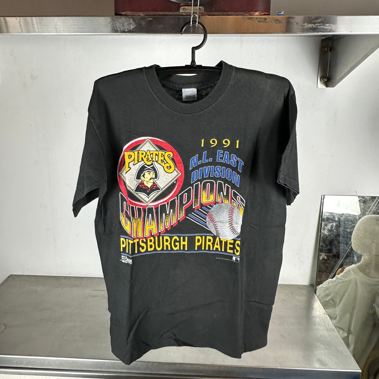 Vintage 1991 Pittsburgh Penguins MLB Division Champions T-Shirt