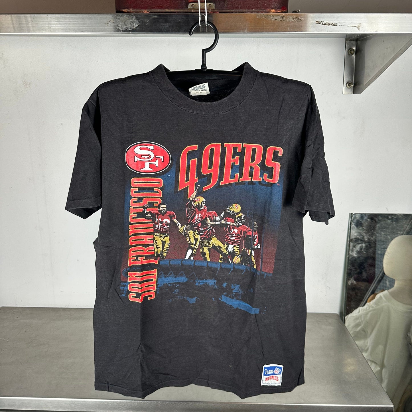 Vintage 90s San Francisco 49ers NFL Nutmeg Graphic T-Shirt