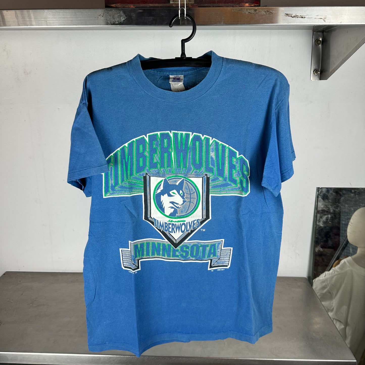 Vintage 1990 Minnesota Timberwolves Basketball NBA Large T-Shirt