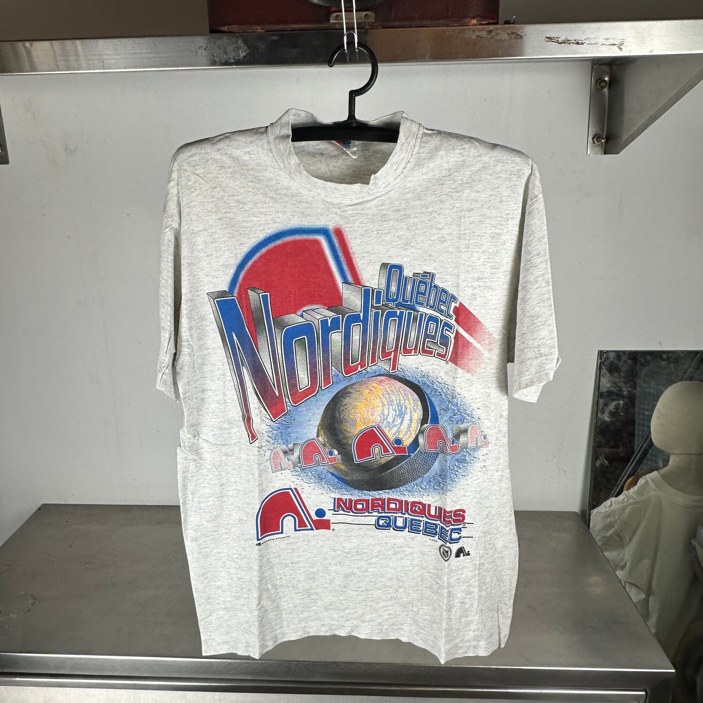 Vintage 90s Quebec Nordiques NHL Bulletin Athletic Graphic T-Shirt