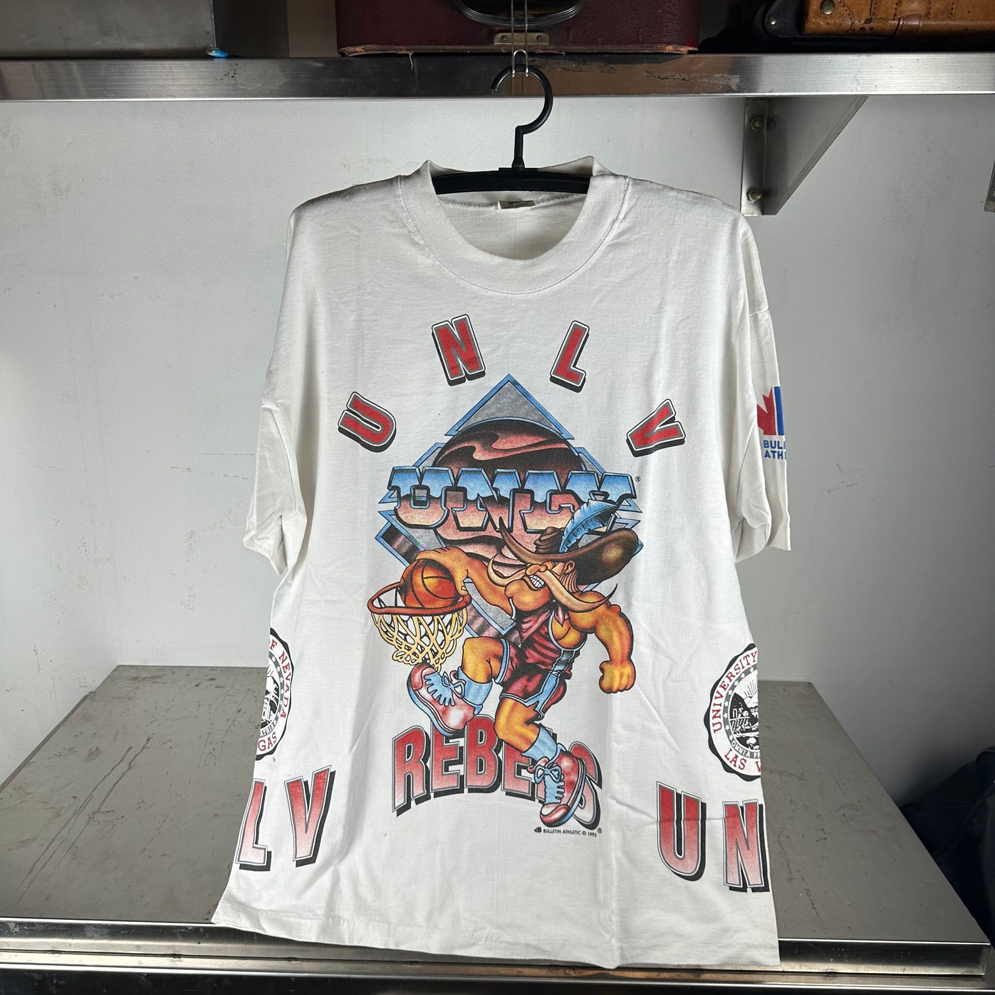 Vintage 1993 UNLV Runnin Rebels Basketball Bulletin Athletic AOP NCAA T-shirt
