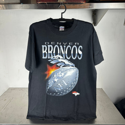 Vintage 90s Denver Broncos Football NFL Graphic Large T-shirt