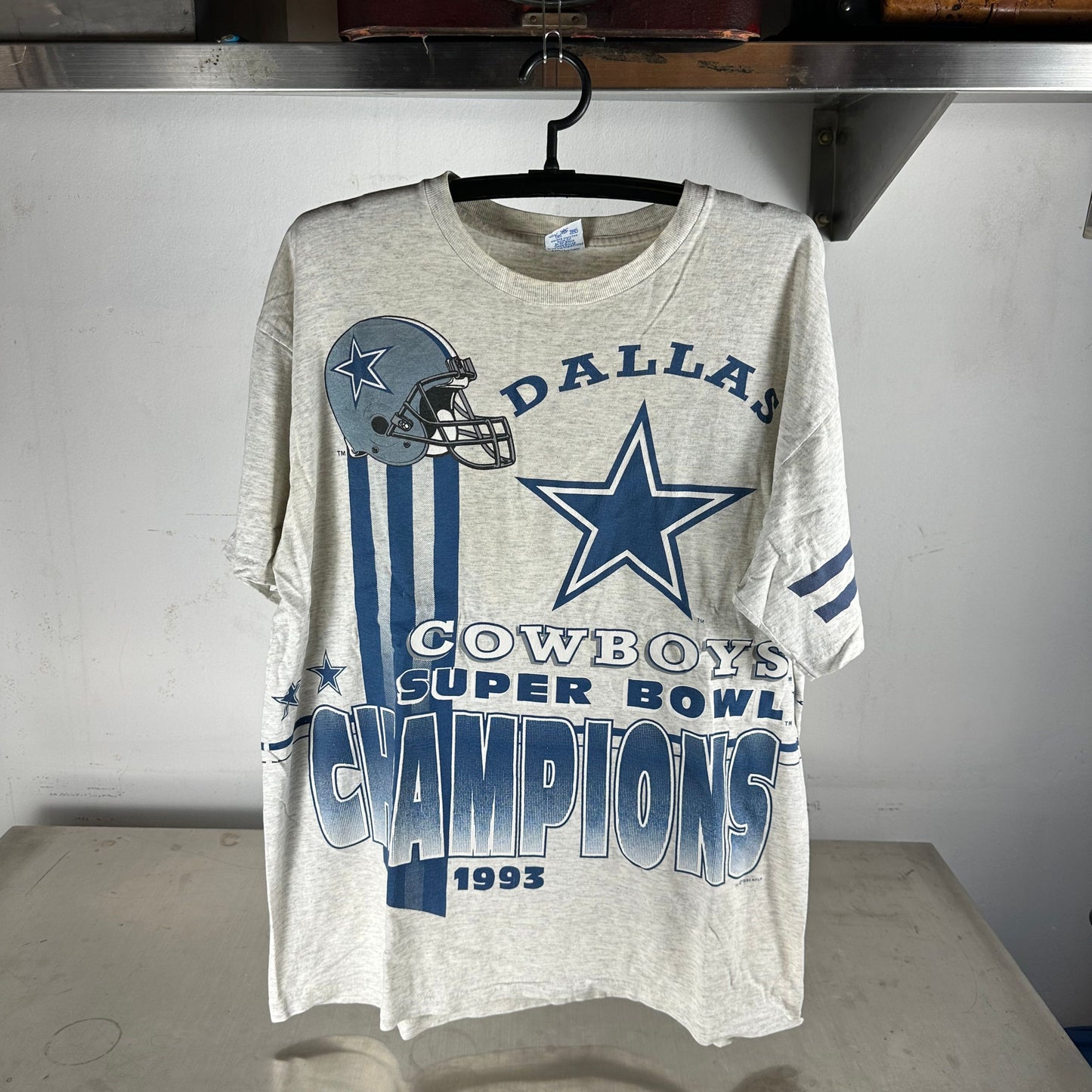 Vintage 1993 Dallas Cowboys NFL Super Bowl Champions Salem Sportswear T-shirt