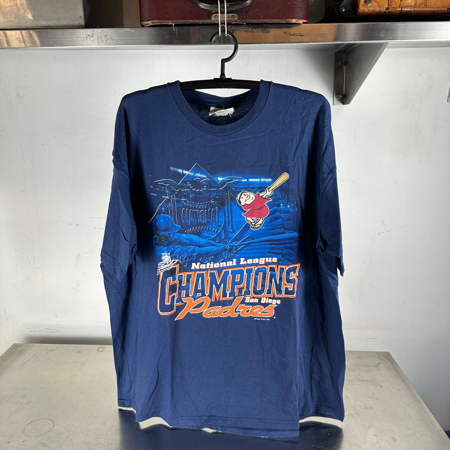Vintage 1998 San Diego Padres MLB League Champions Graphic T-shirt