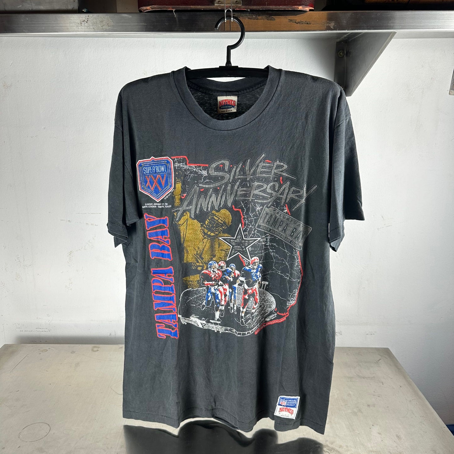 Vintage 1991 NFL Super Bowl Tampa Bay Silver Anniversary Nutmeg T-shirt
