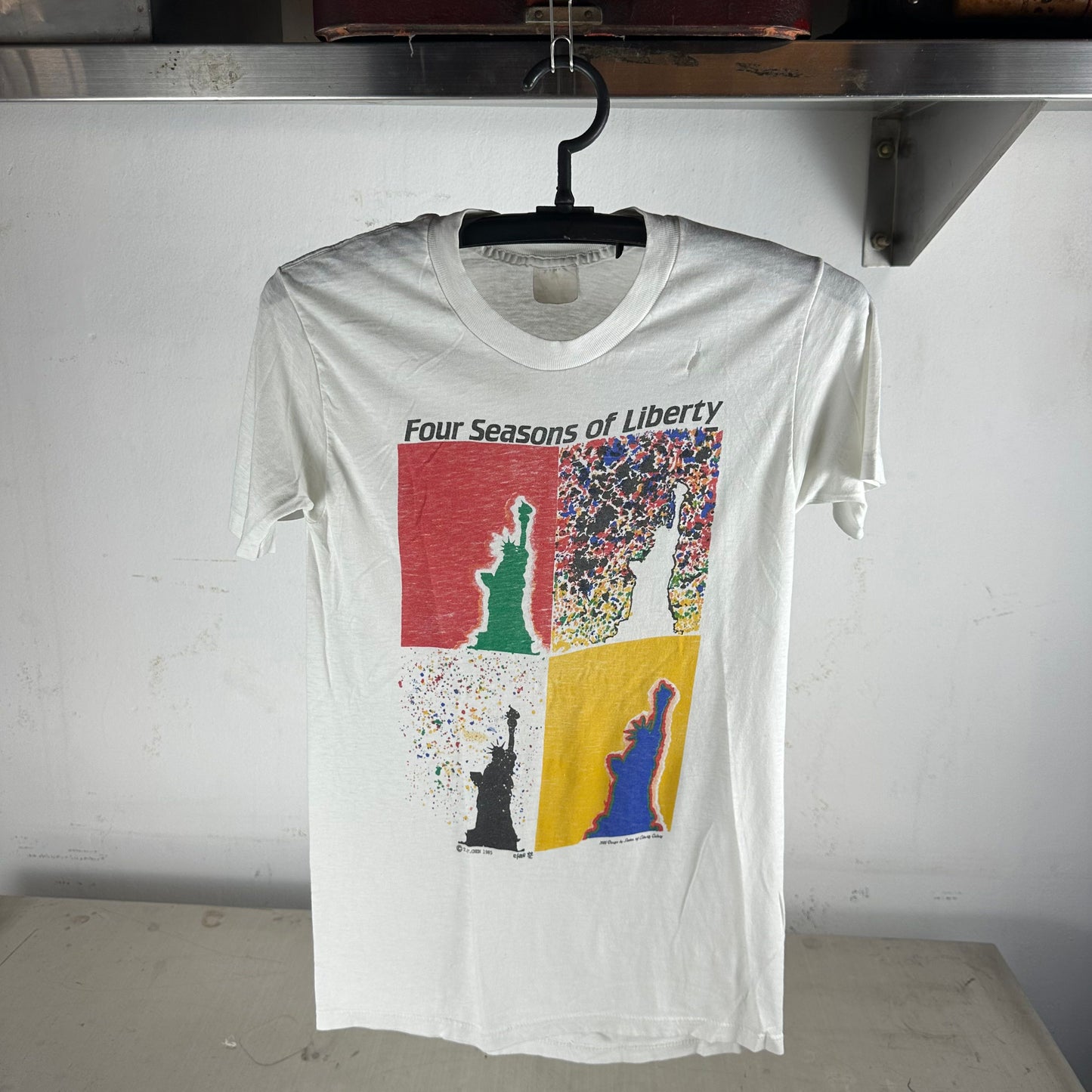 Vintage 1985 Four Seasons Of Liberty Statue of Liberty Artwork T-Shirt