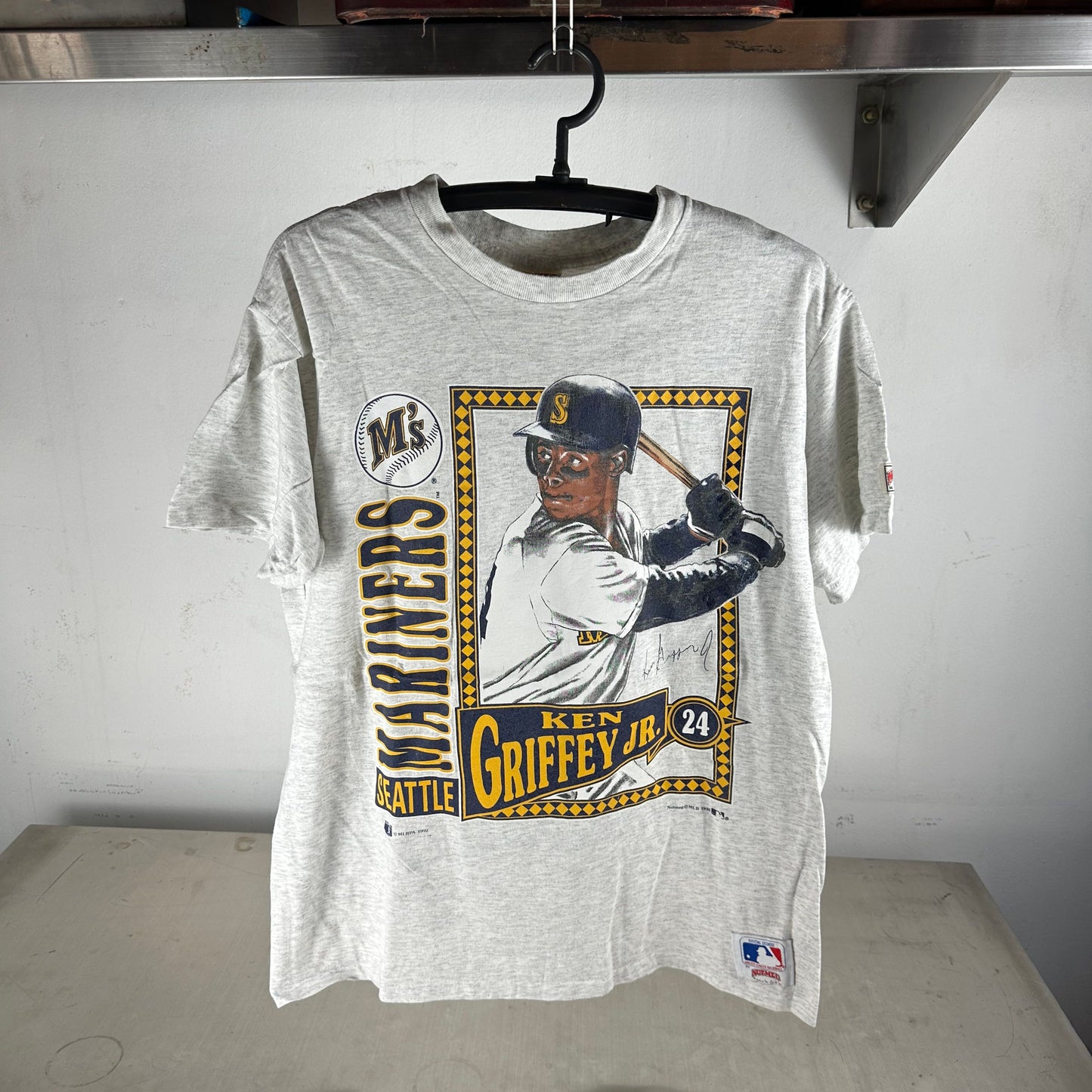 Vintage 1992 Ken Griffey Jr Seattle Mariners MLB Nutmeg T-Shirt