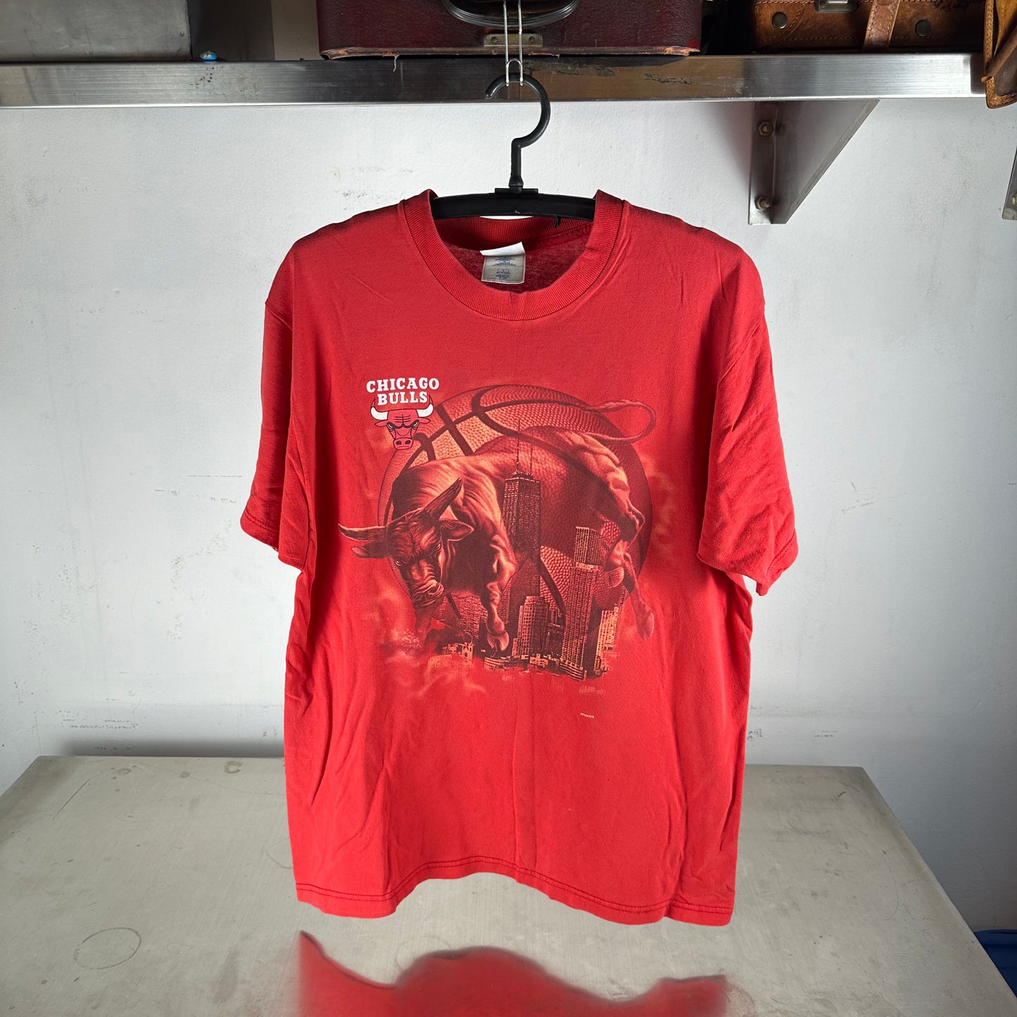 Vintage 90s Chicago Bulls NBA Basketball Graphic T-Shirt